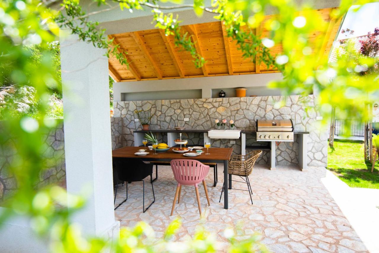 Villa Vita Trilj Esterno foto