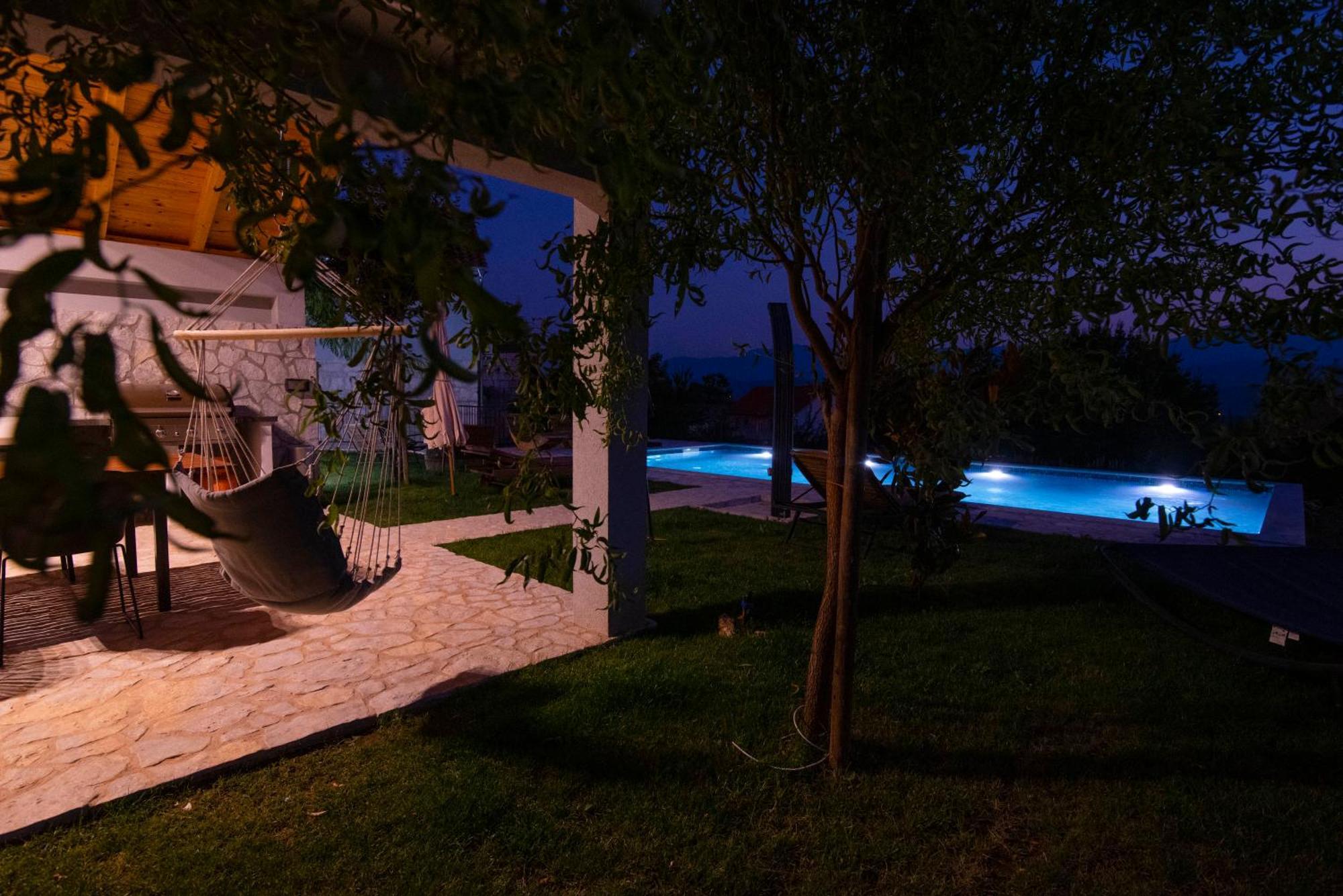 Villa Vita Trilj Esterno foto