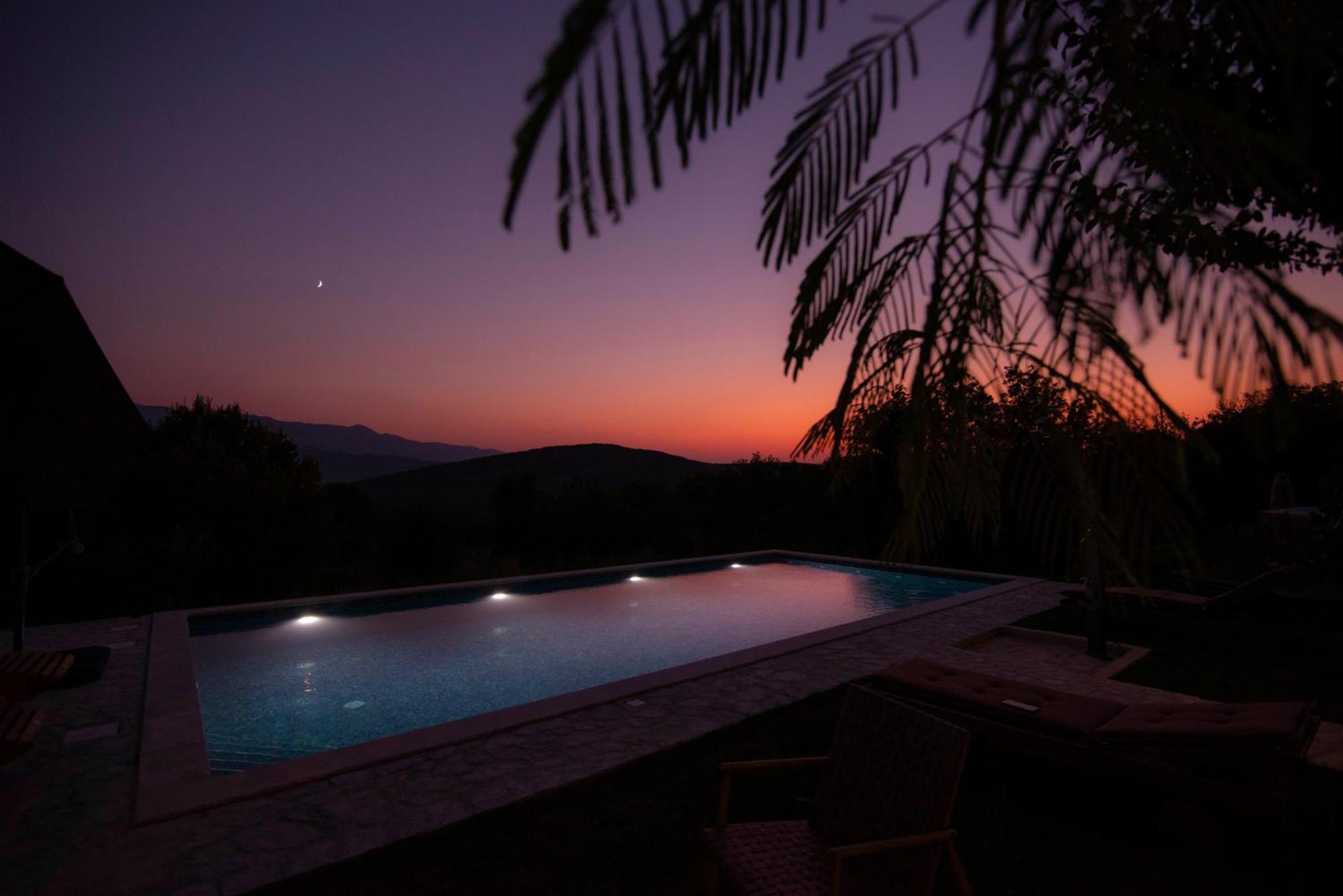 Villa Vita Trilj Esterno foto